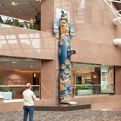 Legacy Totem Pole - by Klatle-Bhi // Location: Suncor Energy Centre